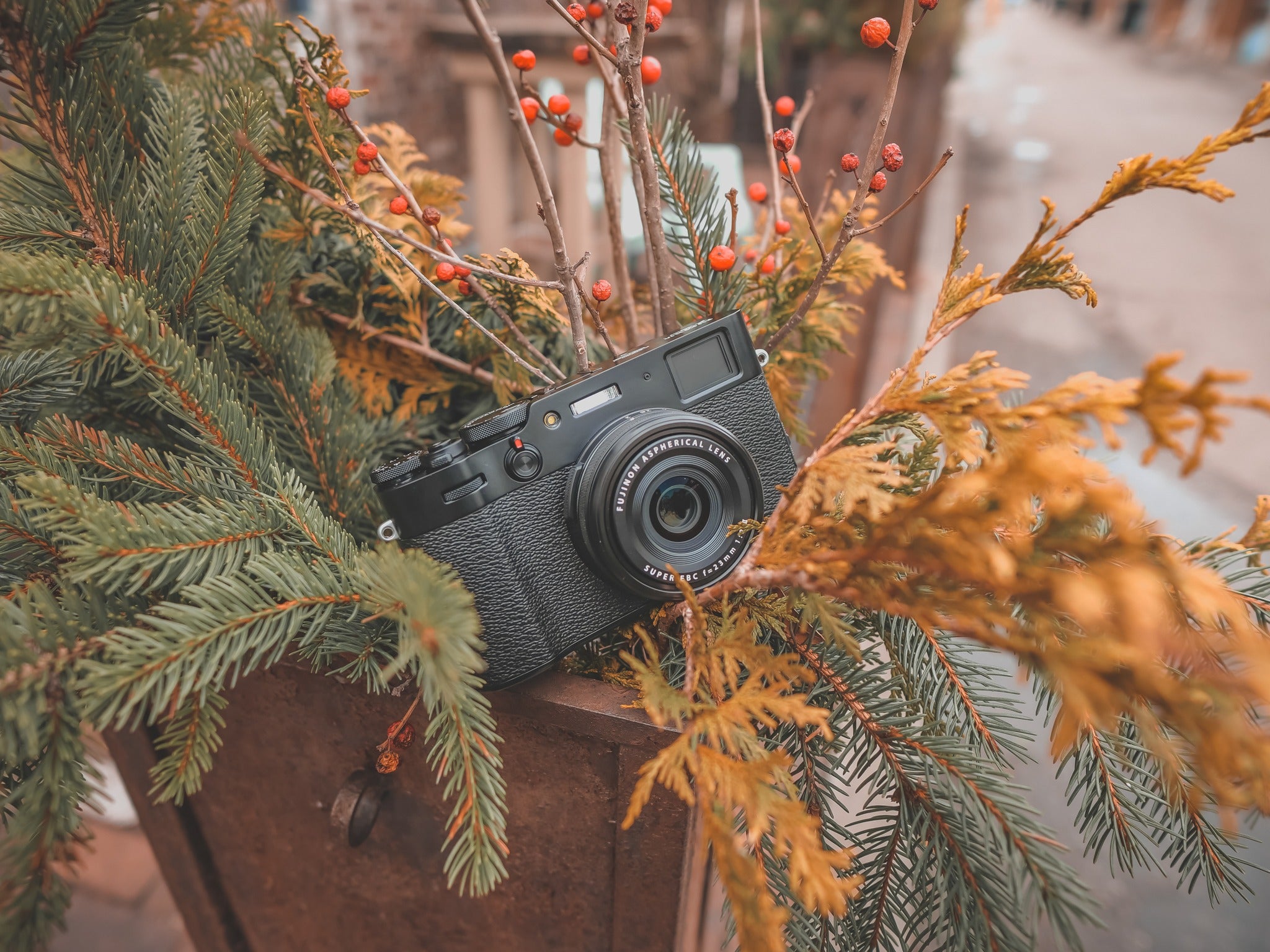 Fujifilm X100V First Look - A fully featured compact camera for everyd