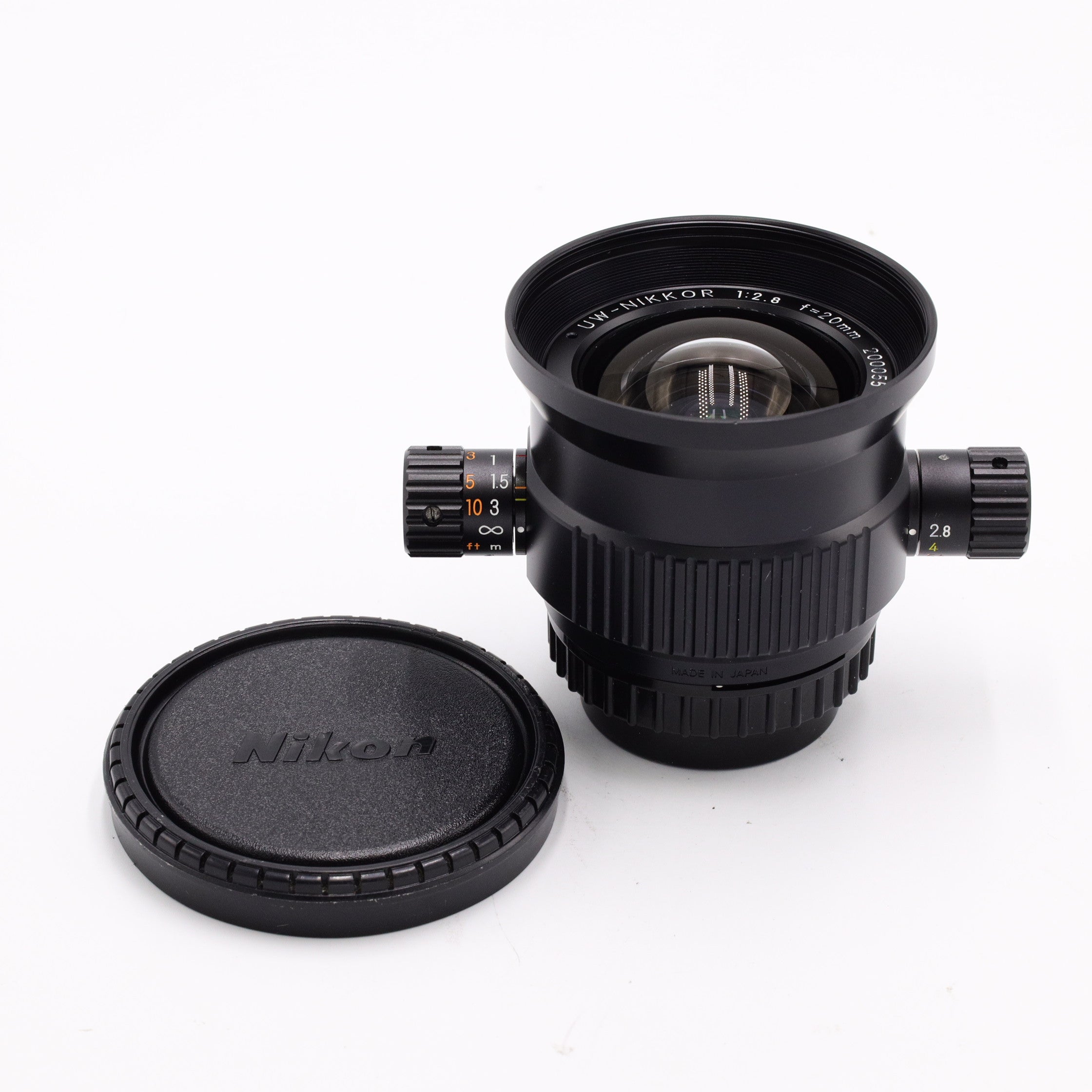 Nikon Nikonos用レンズ UW-NIKKOR 20mm F2.8 Amazon | Nikon Nikonos用レンズ UW-NIKKOR 20mm F2.8 | カメラ用交換