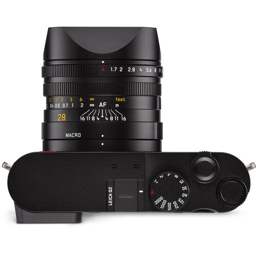 Leica Q2 Digital Camera Traveler Kit