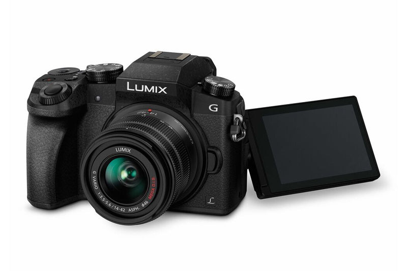 Panasonic LUMIX G7 4K Mirrorless Camera Double Lens Kit w- 14-42mm & 45-150mm