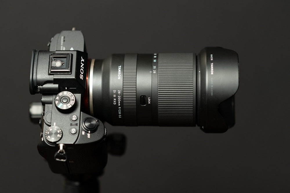 sonyEレンズ　銘品TAMRON28mm F2.8 BBARNikonフード付 Tamron 28-200mm F2.8-5.6 Di III RXD A071 Lens for Sony E-Mount