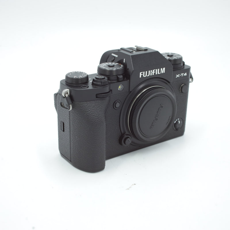 FUJIFILM X-T4 Mirrorless Camera (Black) *USED*