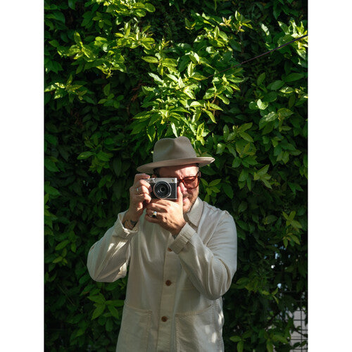 FUJIFILM X-E5 Mirrorless Camera with XF 23mm f/2.8 Lens (Silver)