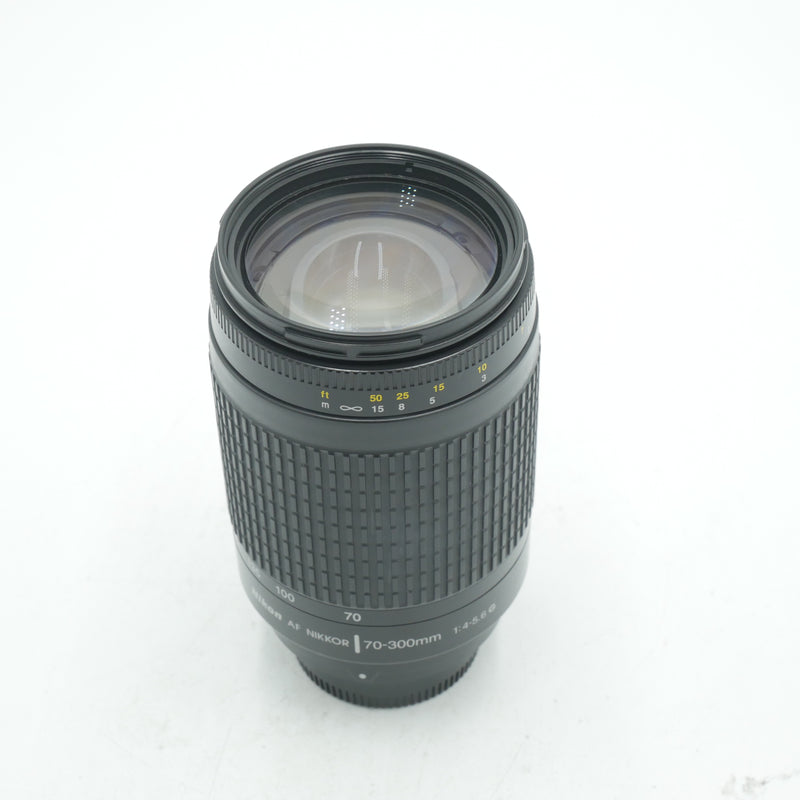 Nikon AF Zoom-NIKKOR 70-300mm f/4-5.6G Lens *USED*