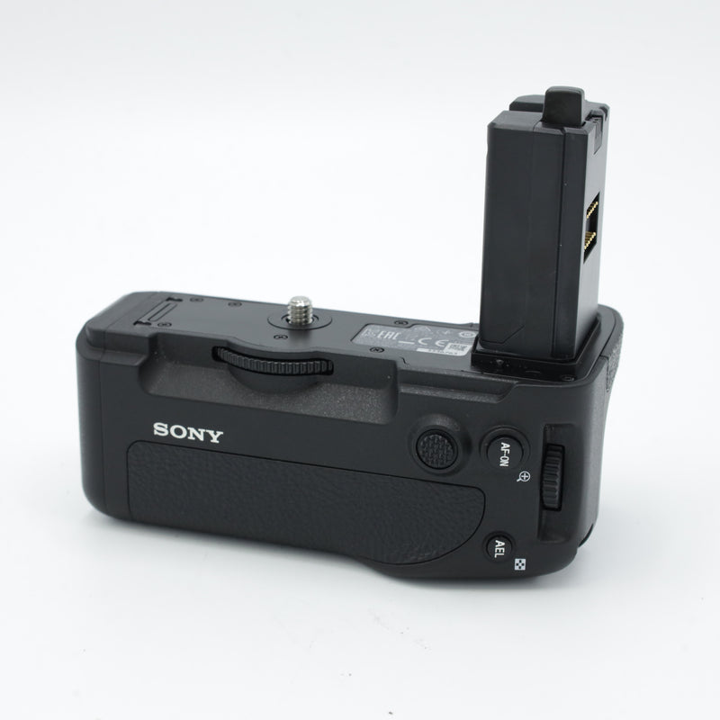 Sony VG-C4EM Vertical Grip *USED*