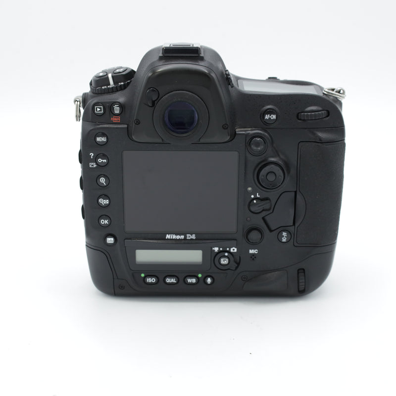 Nikon D4 Digital SLR Camera (Body Only) *USED*