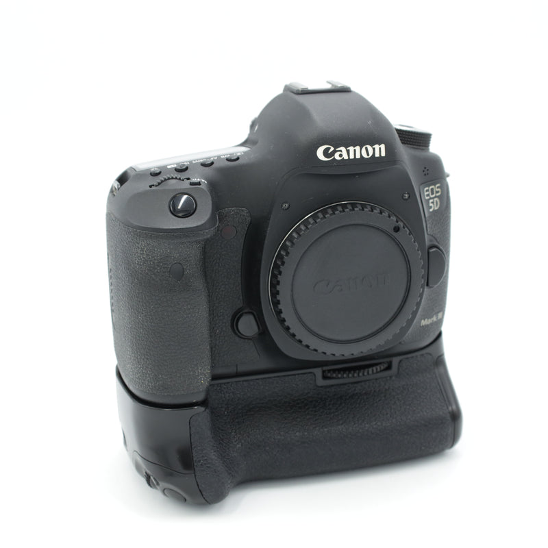 Canon EOS 5D Mark III DSLR Camera With Battery Grip *USED*