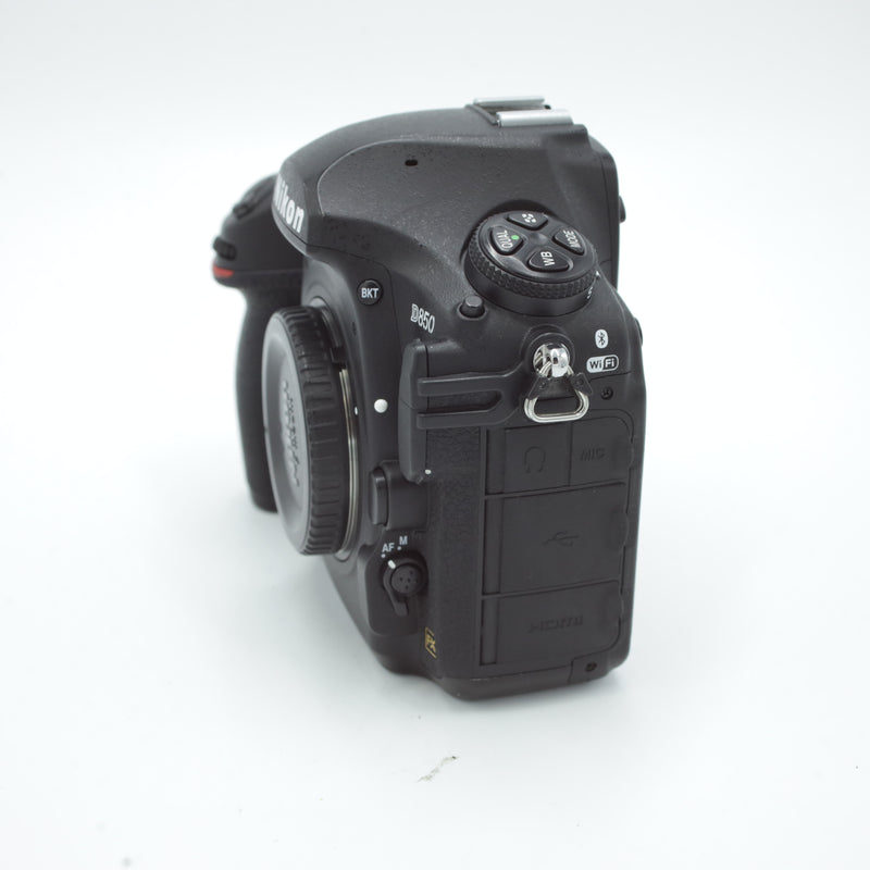 Nikon D850 DSLR Camera (Body Only) *USED*