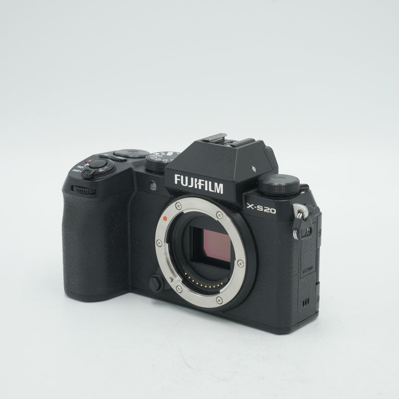 FUJIFILM X-S20 Mirrorless Camera (Black) *USED*