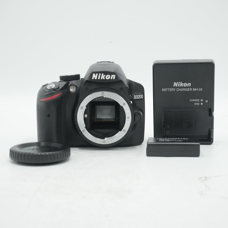 Nikon D3200 DSLR Camera Body USED