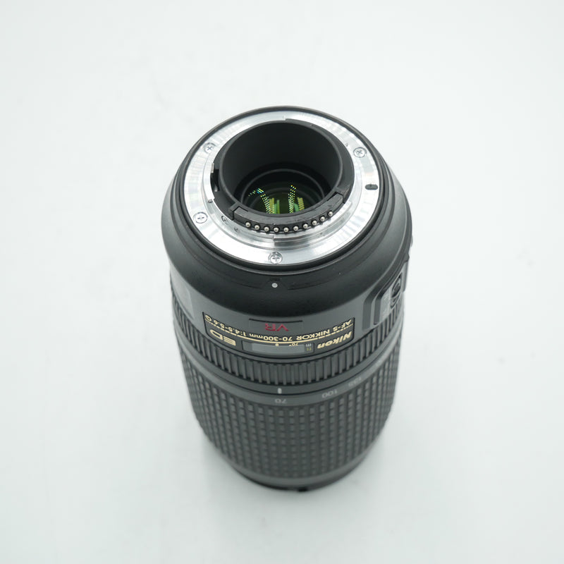 Nikon AF-S VR NIKKOR 70-300mm f/4.5-5.6G IF-ED Lens *USED*