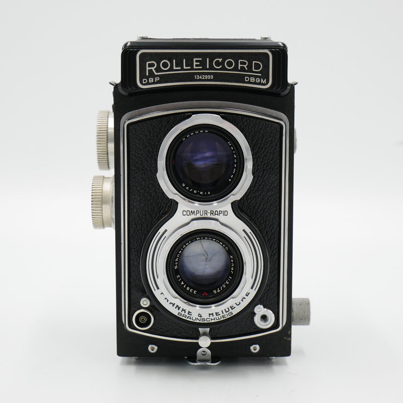 Rolleicord III 6x6 TLR Film Camera w/ Xenar 75mm f/3.5 Lens *USED*