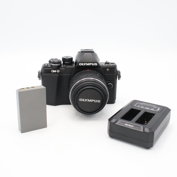 Olympus OM‑D E‑M10 Mark II Mirrorless Camera with 14‑42mm Lens *USED*