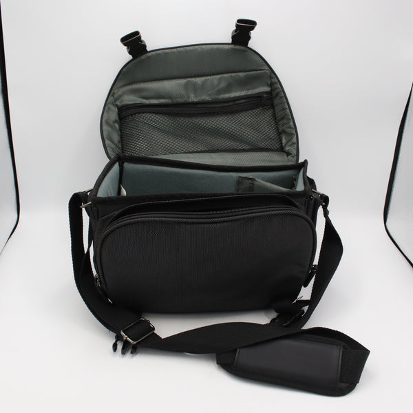 Nikon CF-EU05 DSLR Deluxe Camera Bag *USED*