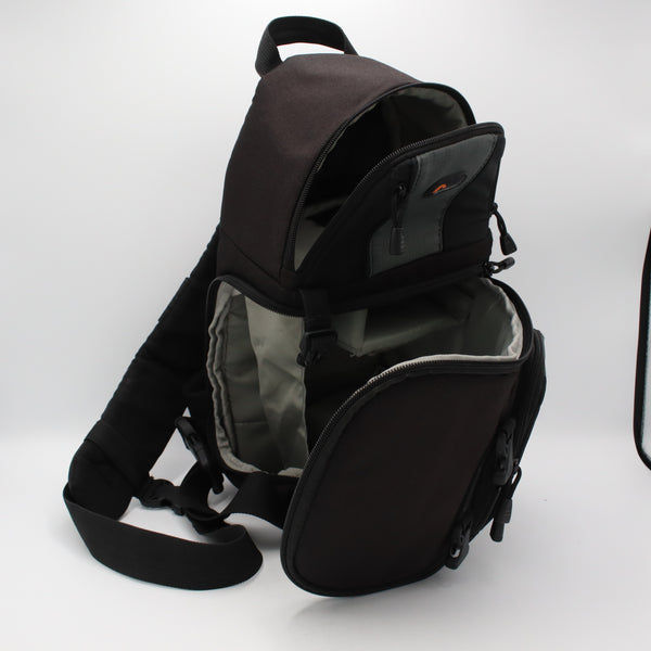 Lowepro SlingShot 102 AW Black Nylon Camera Bag *USED*