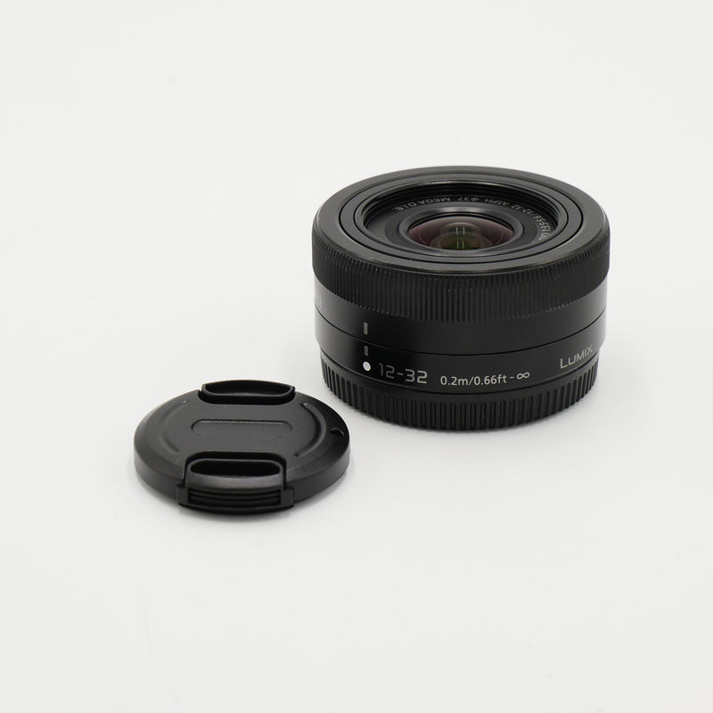 Panasonic Lumix G Vario 12-32mm f/3.5-5.6 Lens for Micro 4/3 (Black) *
