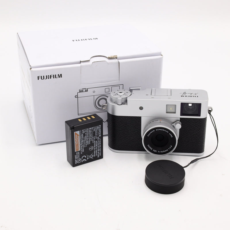FUJIFILM X half Digital Camera (Silver) *OPEN BOX*