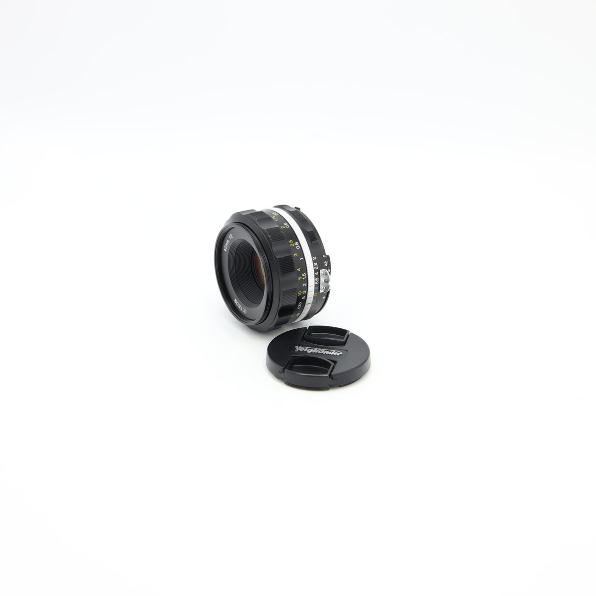 Voigtländer Ultron 40mm f/2 SL II Lens for Nikon F Mount *USED*