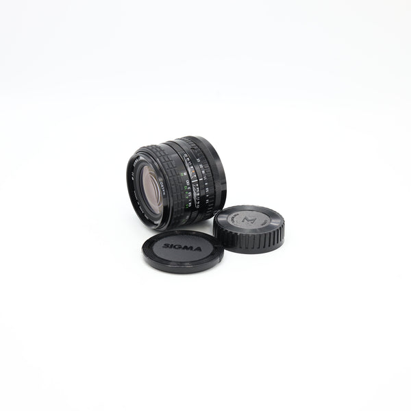 Sigma Mini-Wide II 28mm f/2.8 Macro Lens for Konica AR Mount *USED*