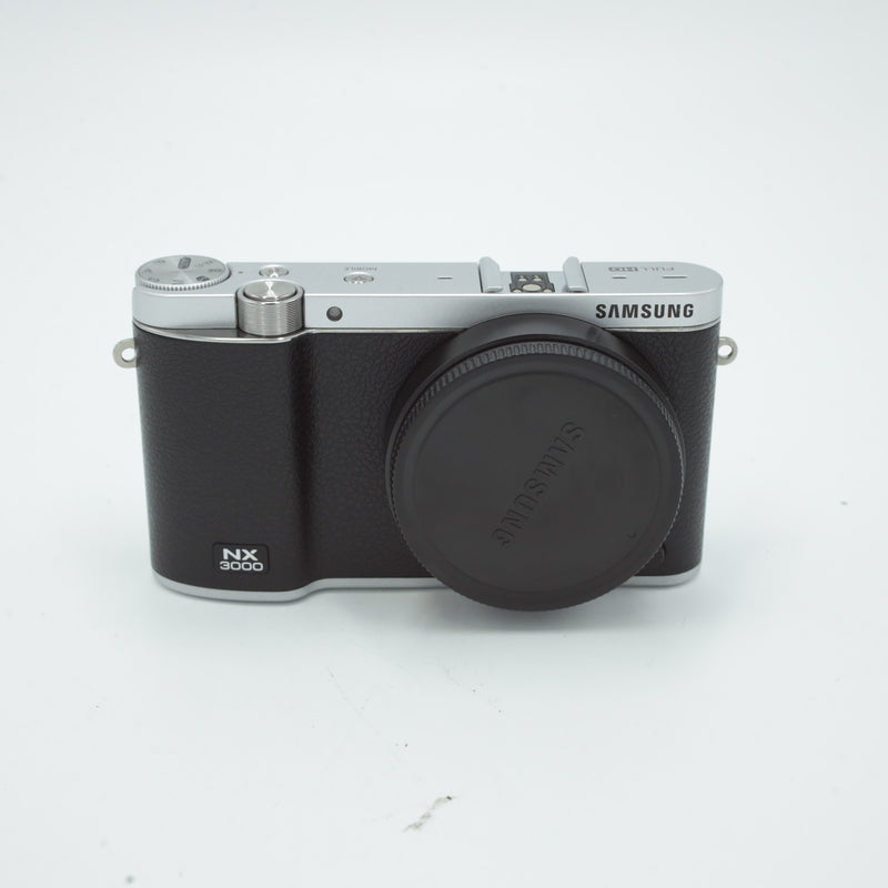 Samsung NX3000 Mirrorless Digital Camera *USED*