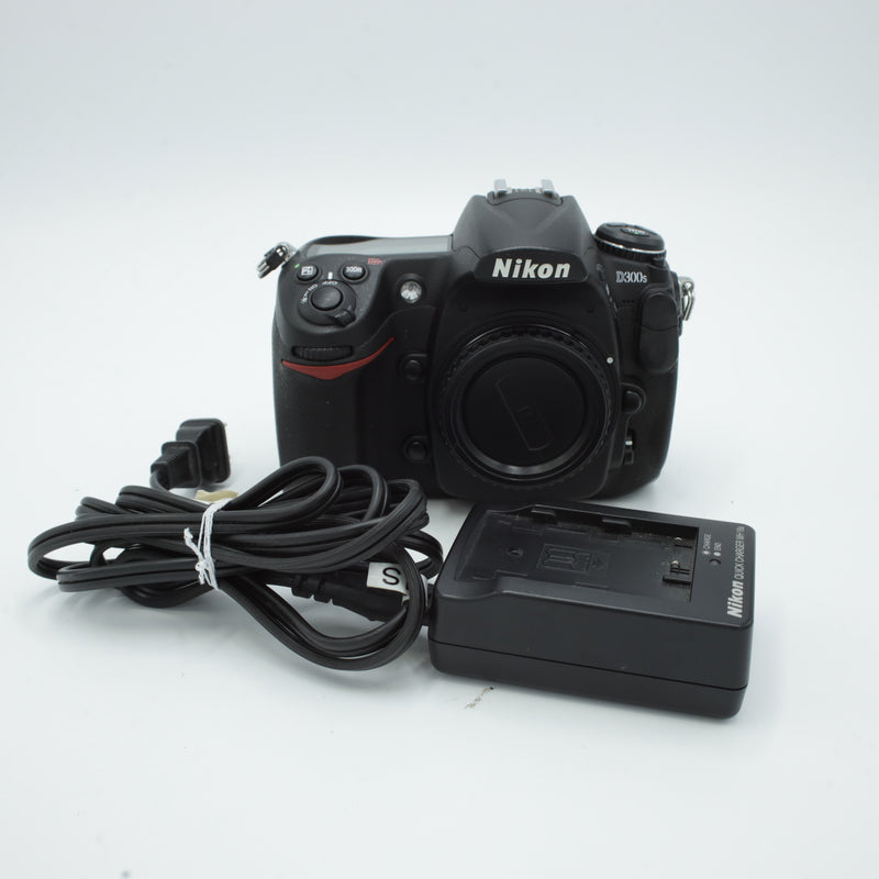 Nikon D300S DSLR Camera (Body Only) *USED*