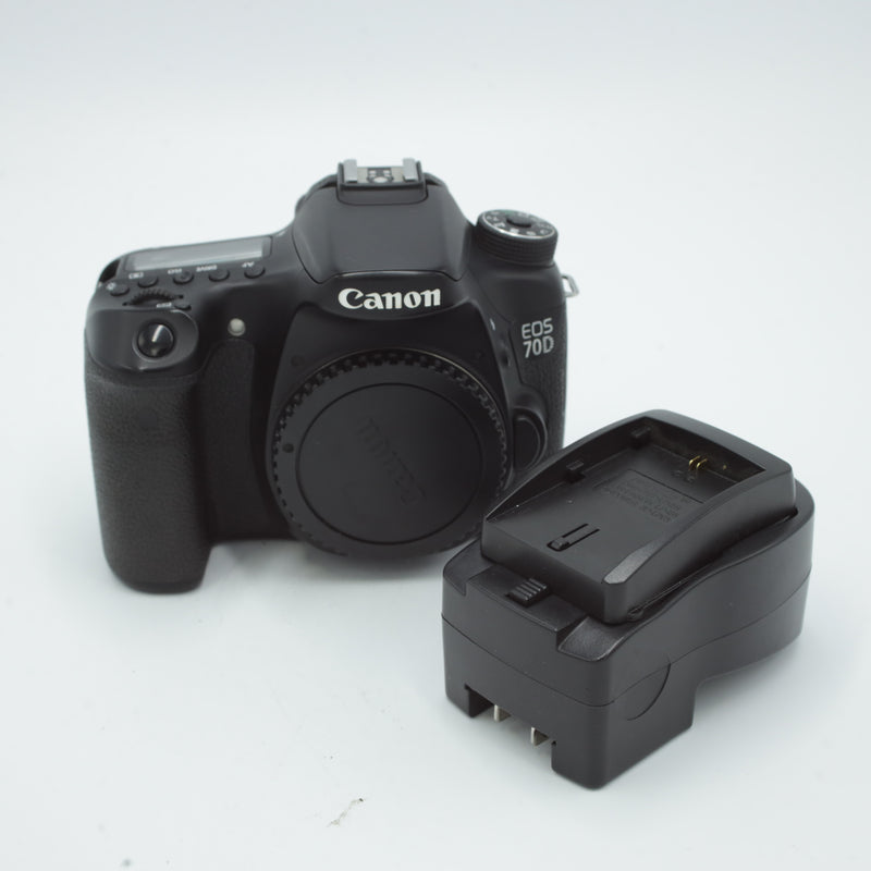 Canon EOS 70D DSLR Camera (Body Only) *USED*