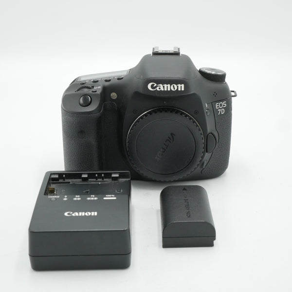 Canon EOS 7D DSLR Camera (Body Only) *USED*