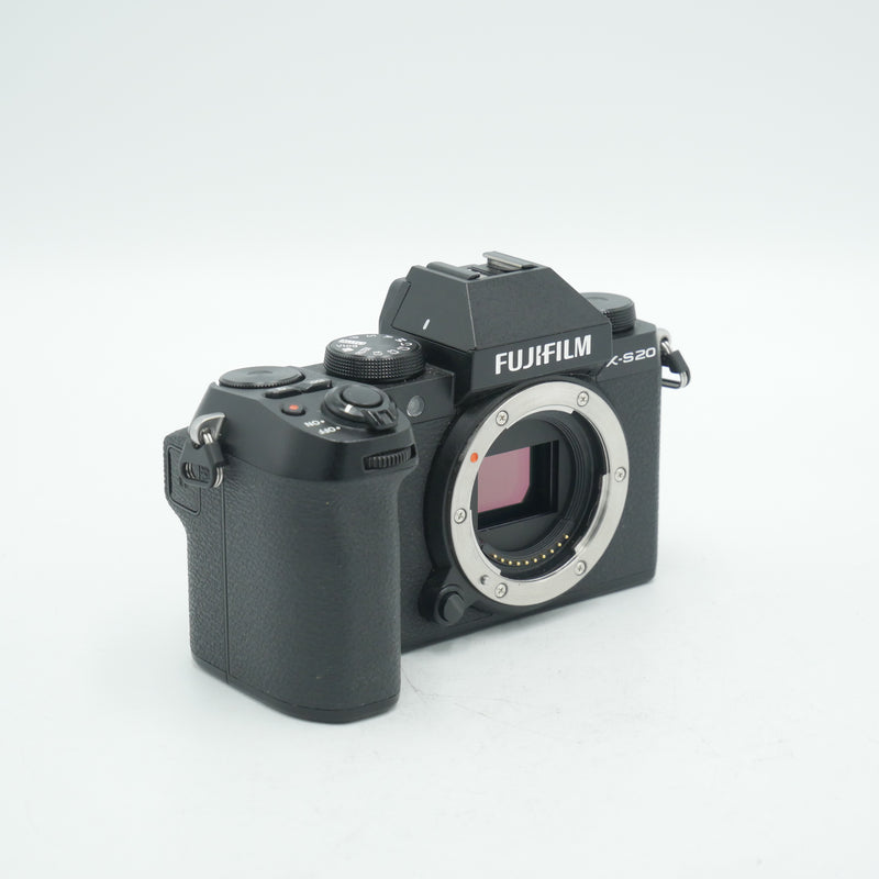 FUJIFILM X-S20 Mirrorless Camera (Black) *USED*