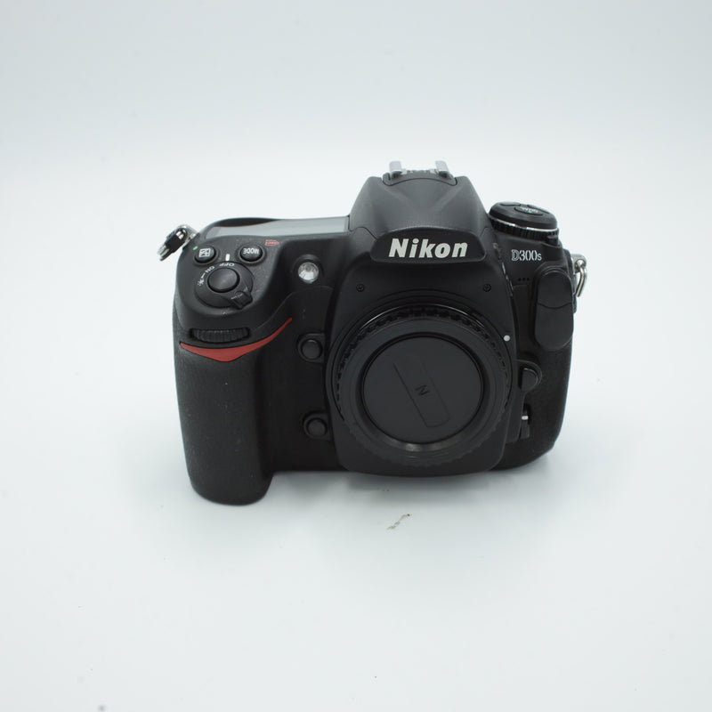 Nikon D300S DSLR Camera (Body Only) *USED*