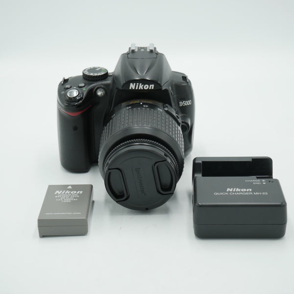 Nikon D5000 Digital SLR Camera with 18-55mm *USED*