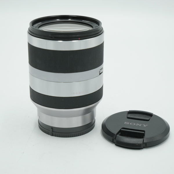 Sony E 18-200mm f/3.5-6.3 OSS Lens (Silver) *USED*