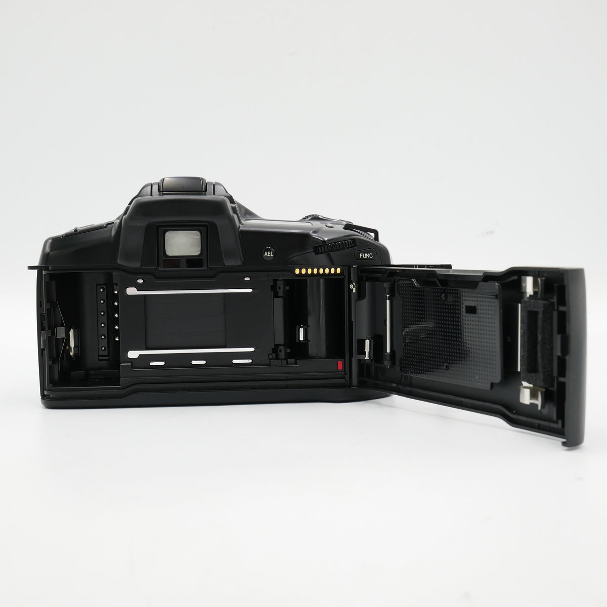 Minolta Maxxum 7xi 35mm SLR Film Camera w/ 70-210mm Lens *USED*