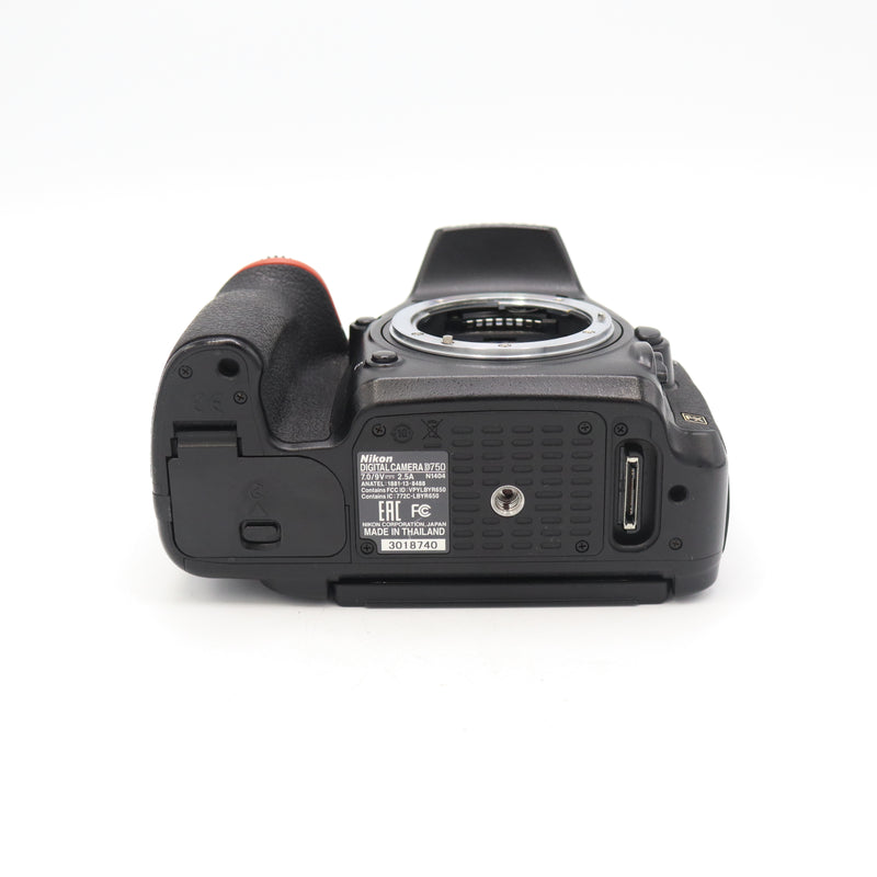 Nikon D750 DSLR Camera (Body Only) *USED*