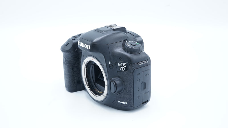 Canon EOS 7D Mark II DSLR Camera Body *USED*