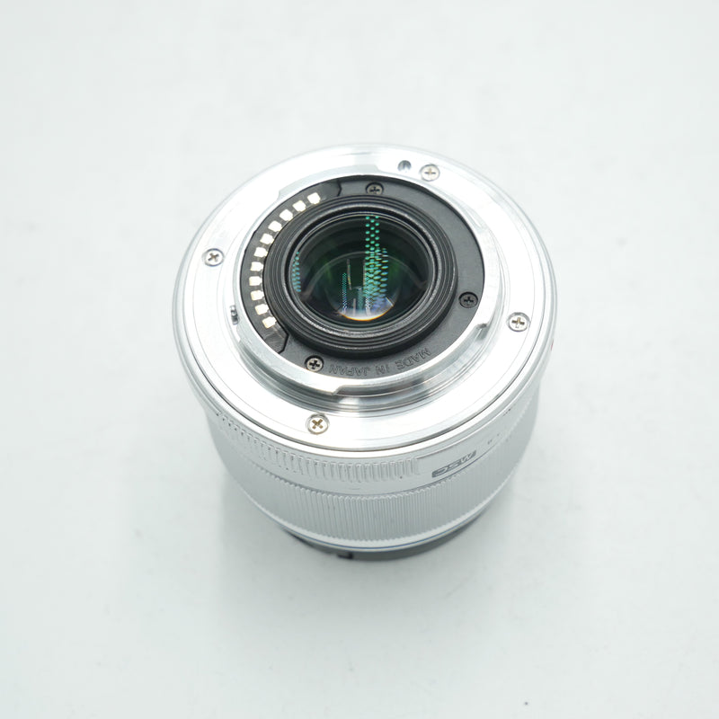 Olympus M.Zuiko Digital 25mm f/1.8 Lens (Silver) *USED*