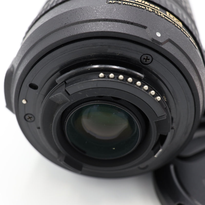Nikon AF-S NIKKOR 18-135mm f/3.5-5.6G ED-IF DX Lens *USED