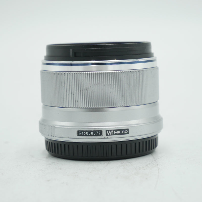 Olympus M.Zuiko Digital 25mm f/1.8 Lens (Silver) *USED*