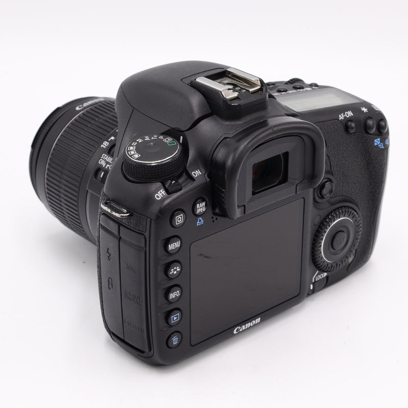 Canon EOS 7D DSLR Camera with 18-55mm Kit EFS Lens *USED*