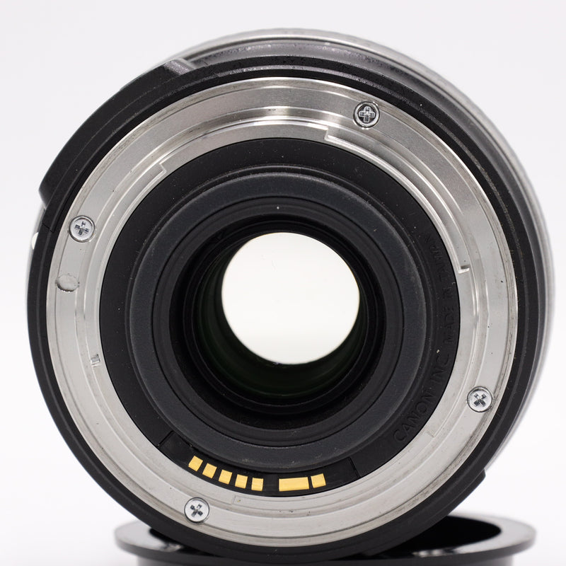 Canon EF-S 18-200mm f/3.5-5.6 IS Lens *USED*