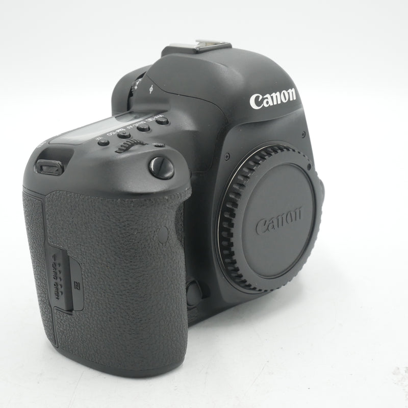 Canon EOS 5D Mark IV DSLR Camera (Body Only) *USED*