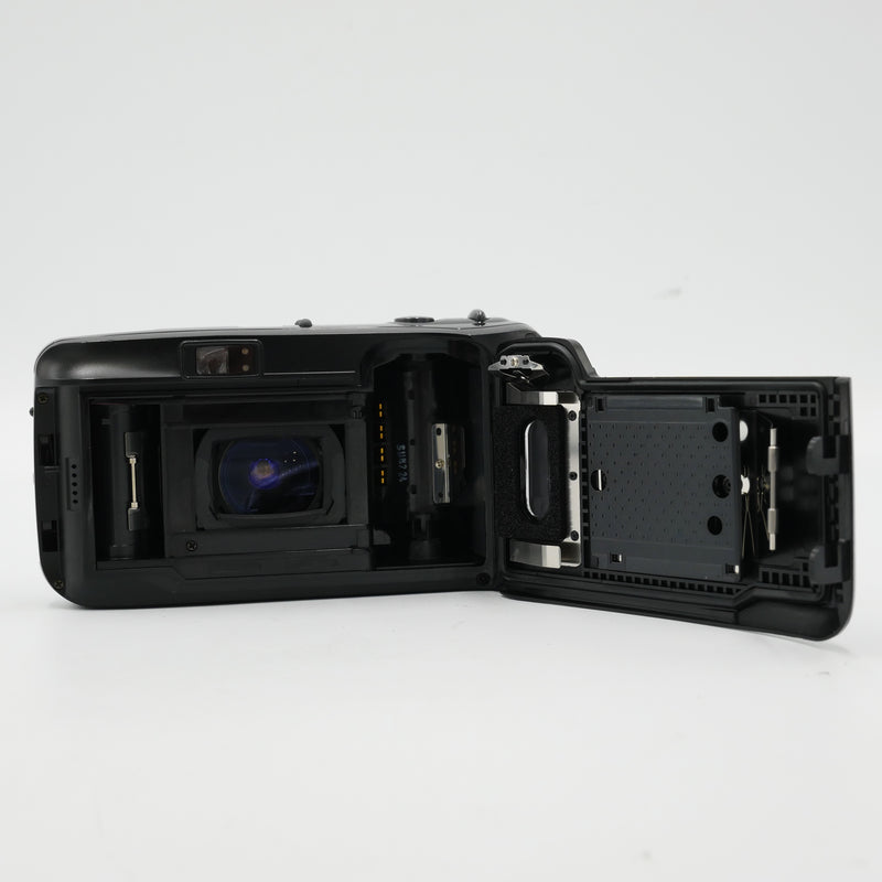 Olympus Infinity Stylus Zoom 35-70mm 35mm Point-and-Shoot Camera *USED