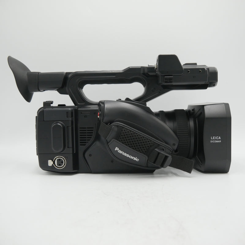 Panasonic AG-UX90 UHD 4K Professional Camcorder *USED*