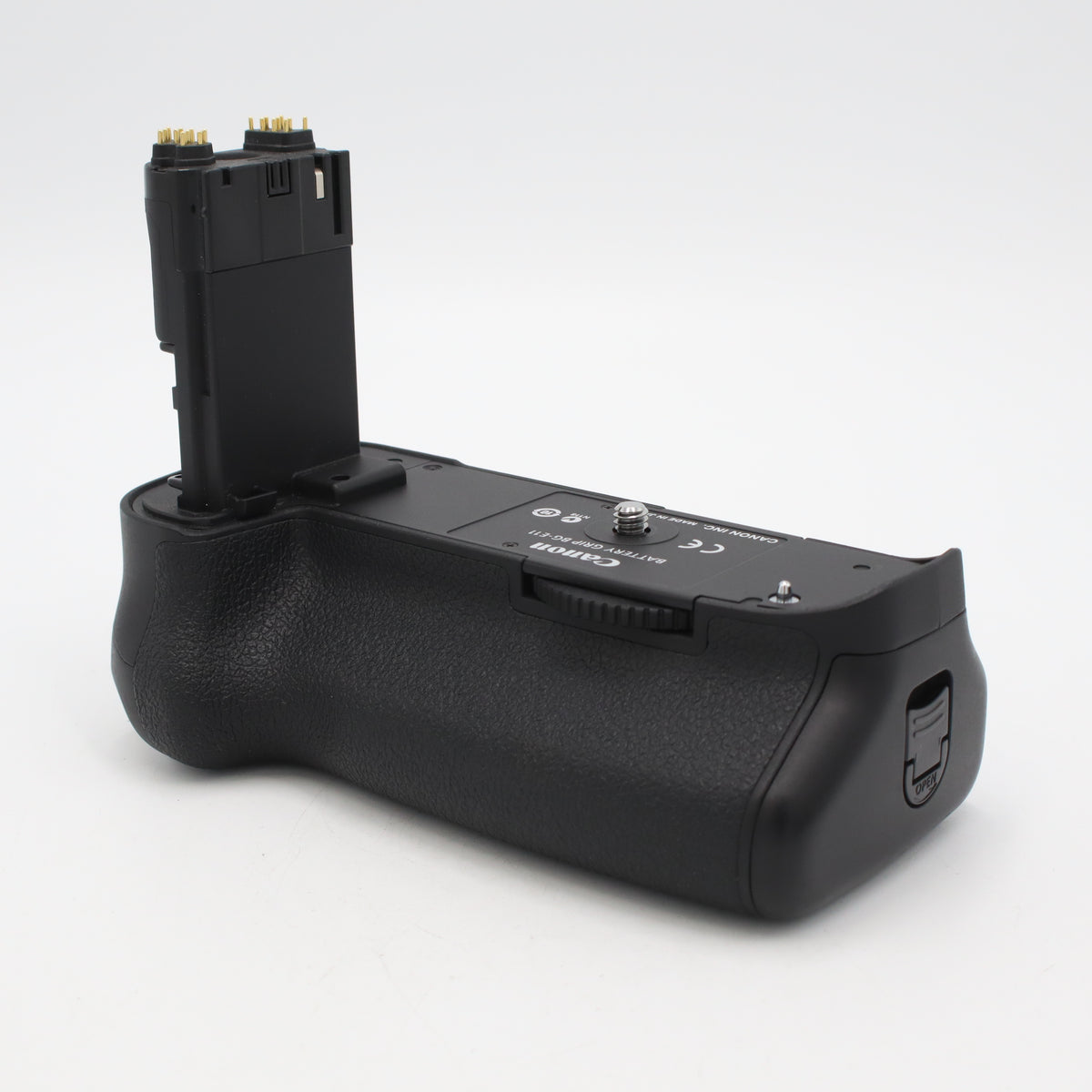 Canon BG-E11 Battery Grip for EOS 5D Mark III, 5DS, & 5DS R *USED*