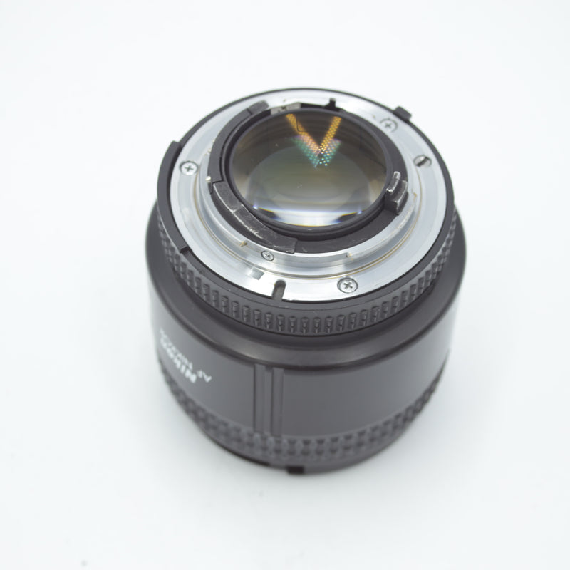 Nikon AF Nikkor 85mm f/1.8D Lens *USED*