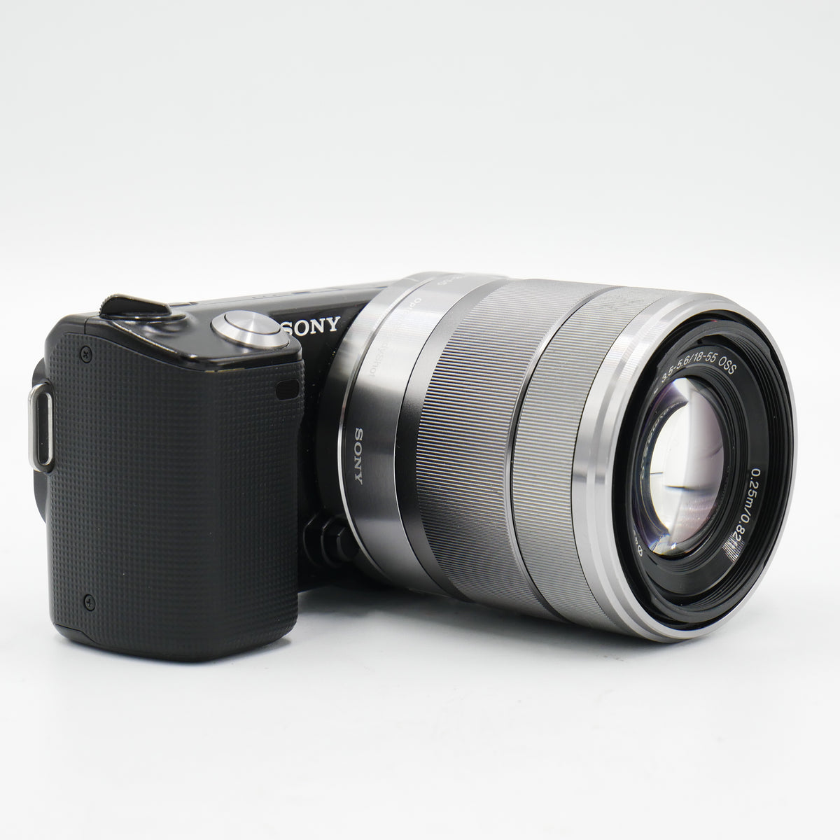 Sony NEX-5 Mirrorless Camera w/ 18-55mm Lens *USED*