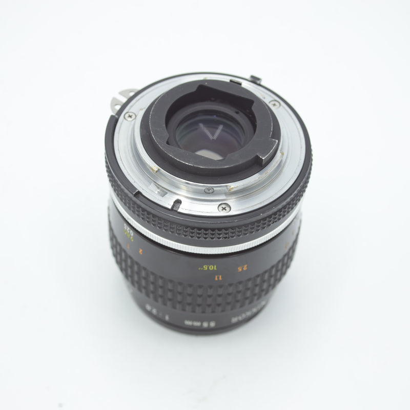 Nikon 55mm f/2.8 Micro-NIKKOR AIS Manual Focus Lens *USED*