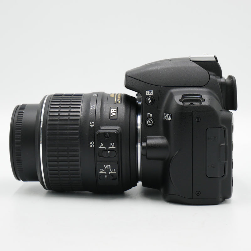 Nikon D3000 NIKKOR 18-55mmレンズキット Nikon D D3000 10.2MP Digital SLR Camera Black Kit Nikkor AF-S DX