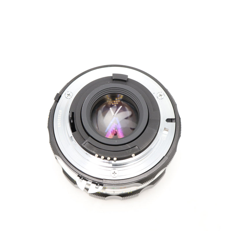 Voigtländer Ultron 40mm f/2 SL II Lens for Nikon F Mount *USED*