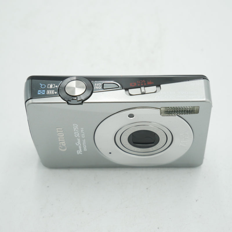 Canon PowerShot SD750 Digital Elph Digital Camera (Silver) *USED*