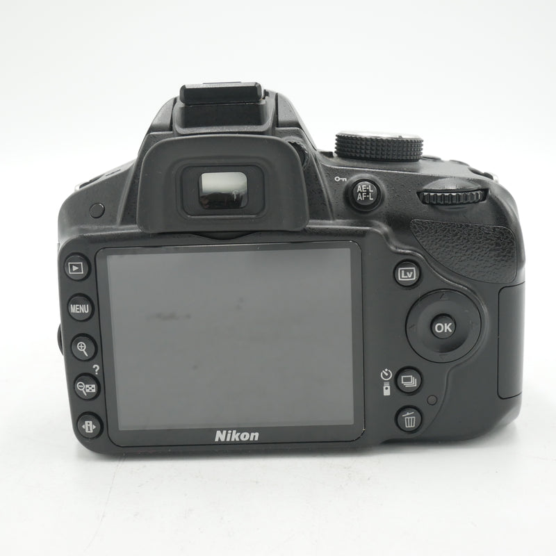 Nikon D3200 DSLR Camera with 18-55mm Lens USED